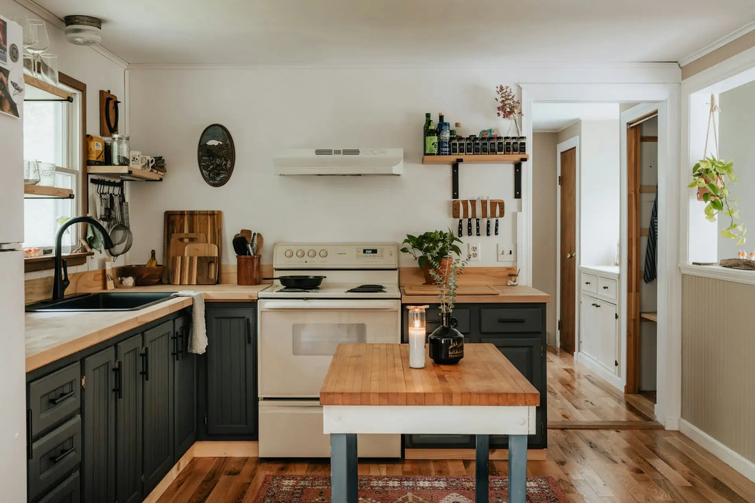 Easy Tools for An Organized and Clutter-Free Kitchen